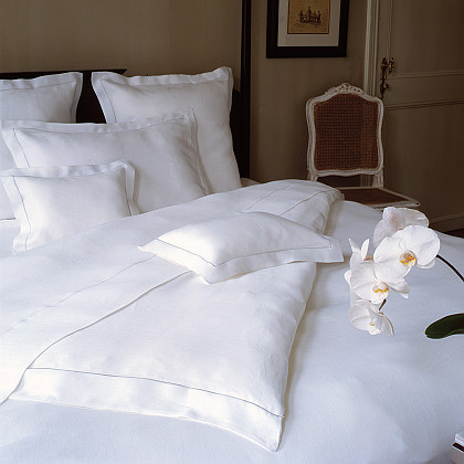 Alexandre Turpault Icare Bedding is 100% linen and includes a duvet, flat sheet, shams.