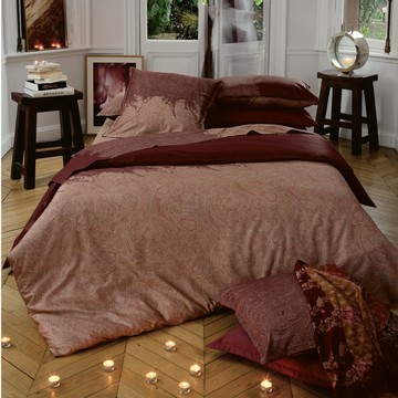 Alexandre Turpault Muse Bedding includes a duvet, flat sheet, shams.