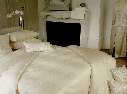 Alexandre Turpault Paresse Bedding includes a duvet, flat sheet, shams.