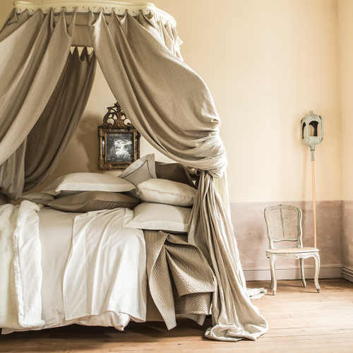 Alexandre Turpault Precieux Bedding