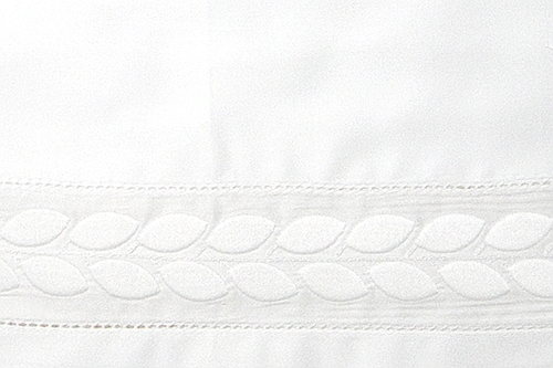 Bellino Fine linens Londra Embroidered Bedding - Close-up