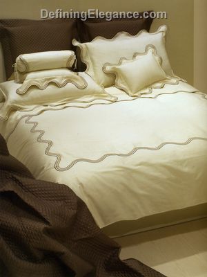 Cottimaryanne Paolina Embroidered Bedding