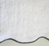 Home Treasures Antalya Bath Towels Scallop Piping Close-up  - White/Grisaglia Gray.