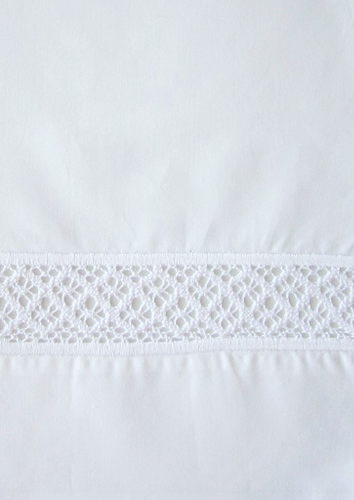 Home Treasures Valencia Bedding - A simple and sophisticated Polish lace that is applied to a 500 thread count Perla percale.