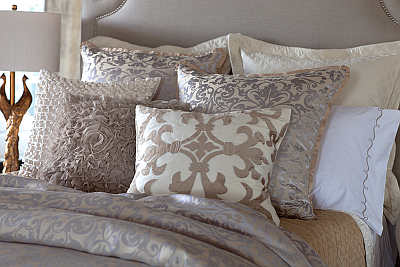 Lili Alessandra Jackie In Luxurious Silk/Tencel Fabric in Champagne with Silver Jacquard Bedding Collection