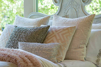 Lili Alessandra Guy Ivory Basketweave with Blush Velvet Bedding Collection - Close-up.