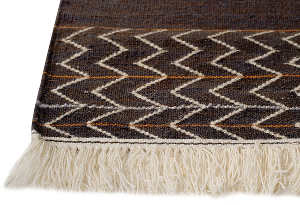 Hand Woven rug Kelim in pure new wool.
