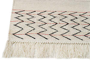 Hand Woven rug Kelim in pure new wool.
