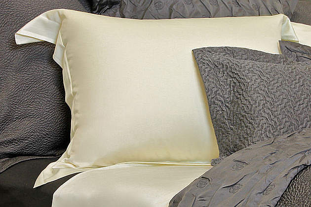 SDH Lena Bedding - Two color yard dyed sateen - 55% Silk / 45% Egyptian Cotton.