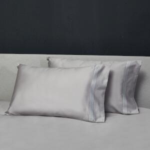 Signoria Firenze Platinum Sateen Bedding with embroidery - Pillowcase display
