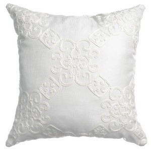 Softline Home Fashions Larissa Decorative Pillow in White color.
