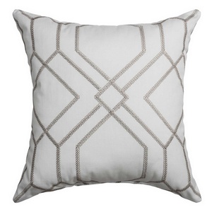 Softline Home Fashions Quail Decorative Pillow in Silver color.