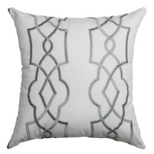 Softline Home Fashions Quail Decorative Pillow in Haze color.