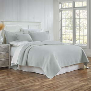 TL at home Bedding Tracey Coverlet & Shams - Seaglass