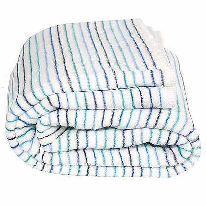 Zoeppritz Tender Skinny is available as throws made with 60% cotton and 40% acrylic fabric.