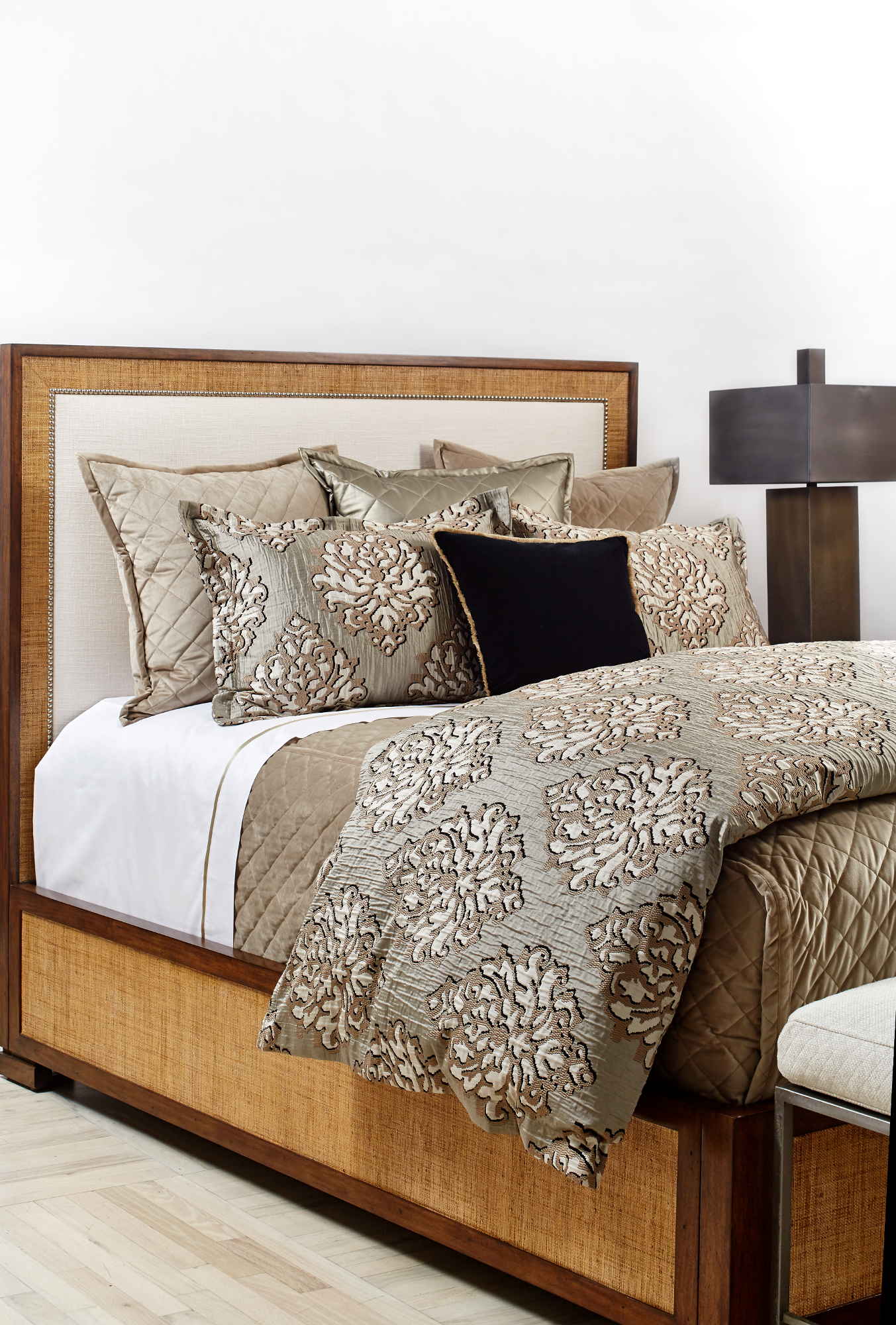 Ann Gish Foulard & Velvet Bedding Set - Art of Home