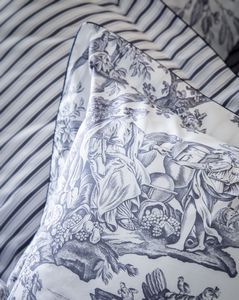 Anne de Solene Four Continents Bedding Collection - View #4.