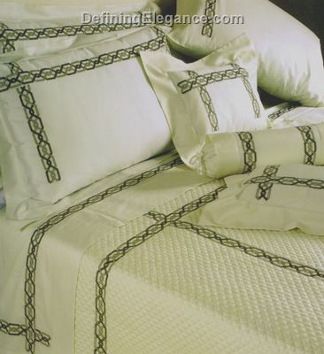 Cottimaryanne Clio Embroidered Bedding