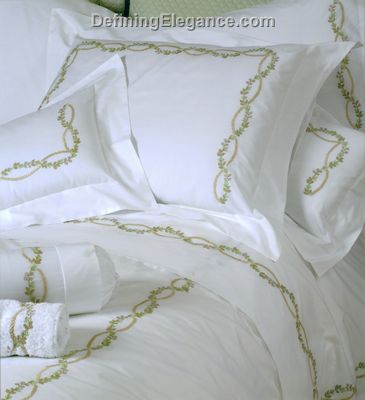 Cottimaryanne Novella Embroidered Bedding