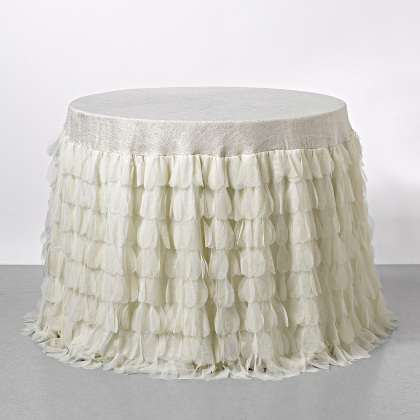 Couture Dreams Chichi Petal and Jute Tablecloth - Ivory Jute with Ivory Petal
