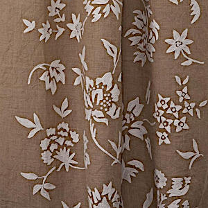 Fabric Swatch for Emdee Burlap Floral Vine Drapery.