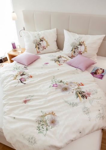 Hefel Bed Linen Jewel Style on Tencel fabric.