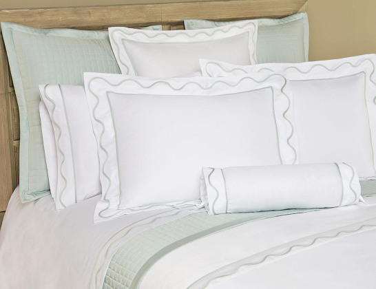 Home Treasures Amalfi Bound Inset Scallop Bedding Collection