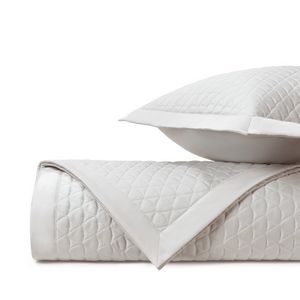 Home Treasures Anastasia Quilted Bedding Fabric - Oyster.
