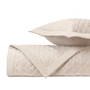 Home Treasures Clover Quilted Bedding - Ecru.