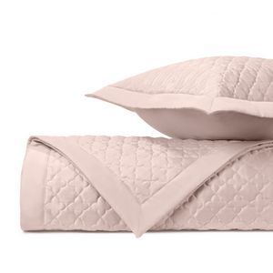 Home Treasures Clover Quilted Bedding - Light Pink.