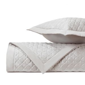 Home Treasures Clover Quilted Bedding - Oyster.