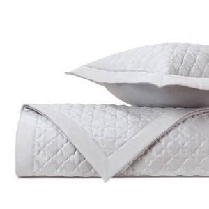 Home Treasures Clover Quilted Bedding - Pebble.