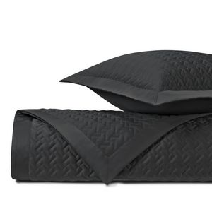 Home Treasures Houndstooth Quilted Bedding - Black.