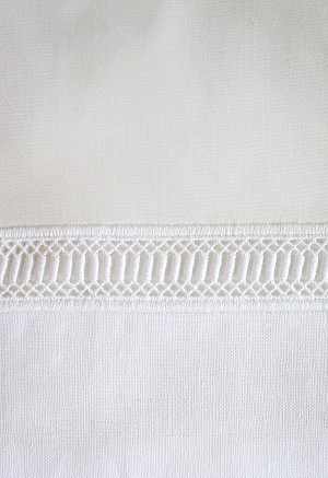 Home Treasures Linea Table Linen Color - White.