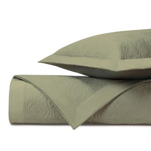 Home Treasures Roses Quilted Bedding - Piana.