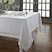 A simple collection of 100% Italian linen designed with a contrasting colored 1" linen inset.