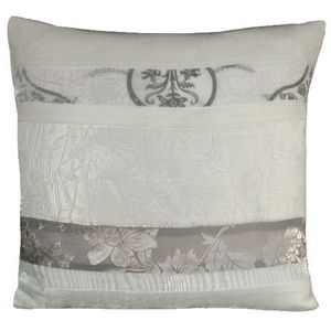 Kevin OBrien Studio Patchwork Decorative Pillows - White (WHI)