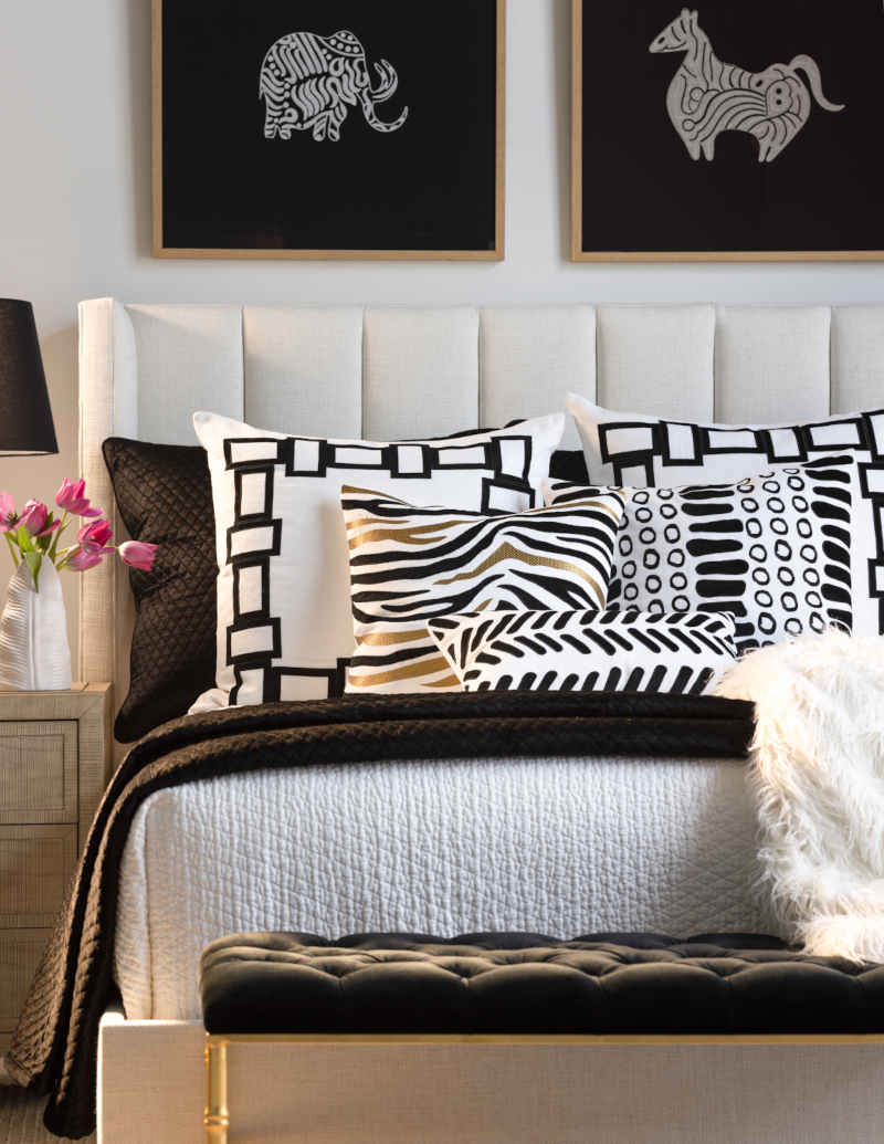 Lili Alessandra Peru Ivy Tiger White w/ Black Bedding & Decorative Pillows
