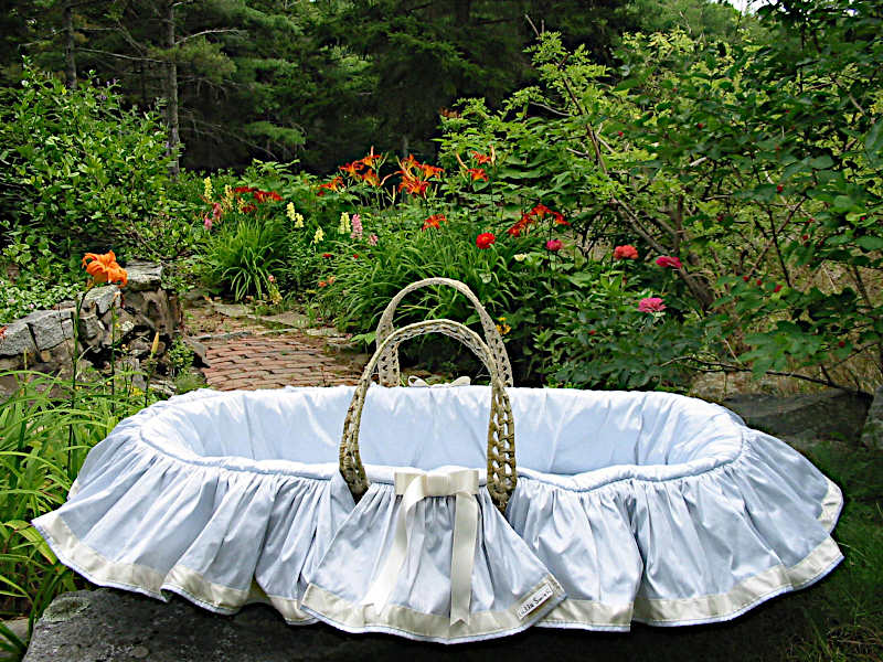 Lulla Smith Baby Bedding Iris Moses Basket
