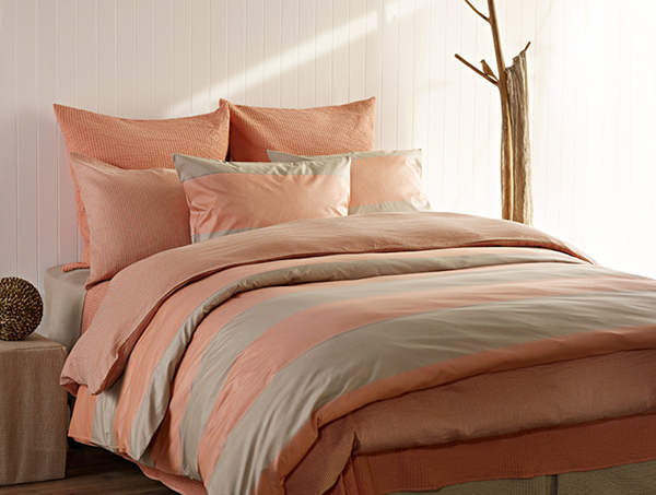 SDH Tabarca 470 thread count bedding is a 100% Egyptian cotton 4 - color yarn dyed percale.