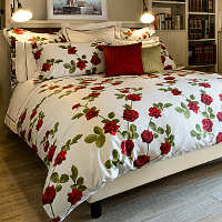 1--Signoria-Tea-Floral-Bedding-Pearl-Red-thumb