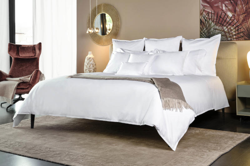 Lineare Sateen Bedding by Signoria Firenze - Image #2.