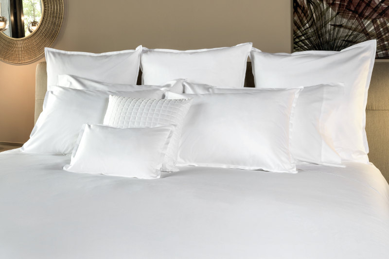 Lineare Sateen Bedding by Signoria Firenze - Image #4.