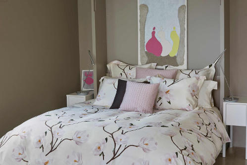 Signoria Firenze Sanremo duvet and shams Bedroom Setting - Pink.