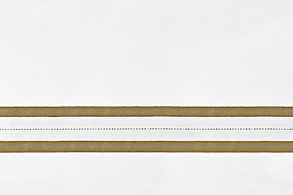 Signoria Bedding - Stresa Collection fabric sample closeup in White/Khaki color.