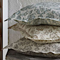 TL at home Ezra Duvet & Sham & Decorative Pillow